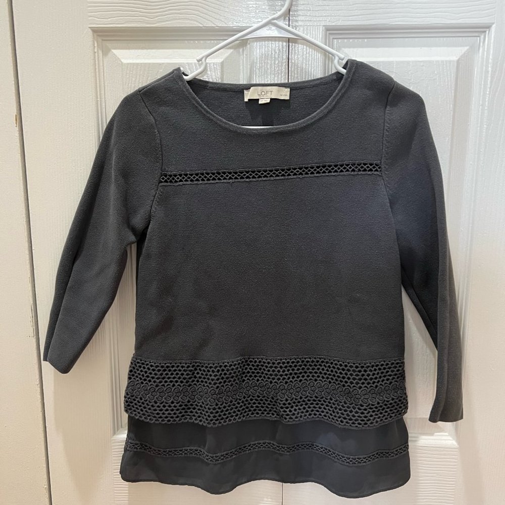 LOFT Quarter-Sleeve Top Size S Petite